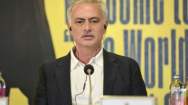 Jose Mourinho, Aziz Yıldırım'la yaptığı görüşmeyi aktardı: "İzin almadım"