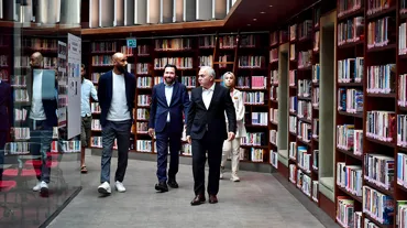 Frederic Kanoute'den Fatih Belediyesi'ne ziyaret