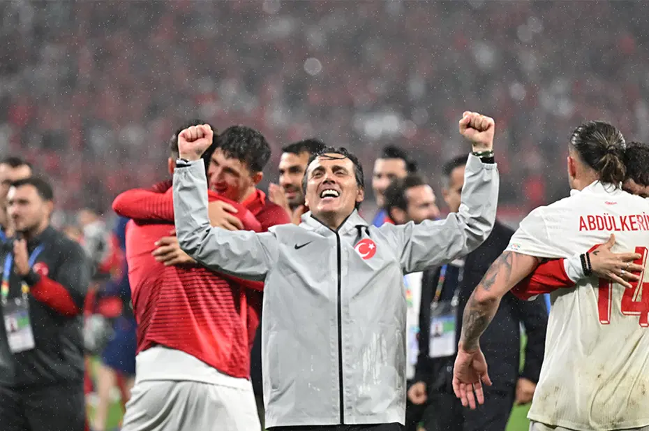Gözyaşlarına boğulan Hakan Çalhanoğlu'ndan Montella açıklaması - 5