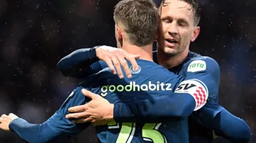 PSV, Heerenveen'e gol olup yağdı: Adım adım şampiyonluğa