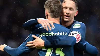 PSV, Heerenveen'e gol olup yağdı: Adım adım şampiyonluğa