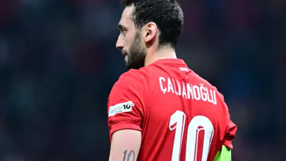 Hakan Çalhanoğlu: Şimdiki hedef sadece A Ligi'ne geçmek