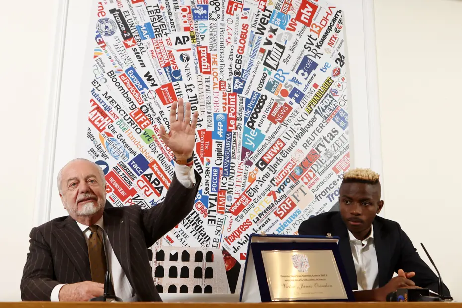 Victor Osimhen'e "Yılın En İyi Yabancı Sporcusu" ödülü - 7