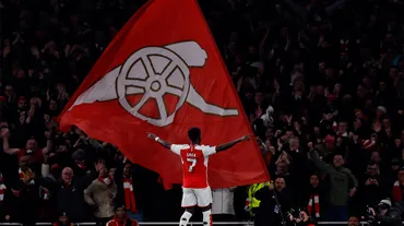 Bukayo Saka 30 yıl sonra ilki başardı: Arsenal Premier Lig tarihine geçti