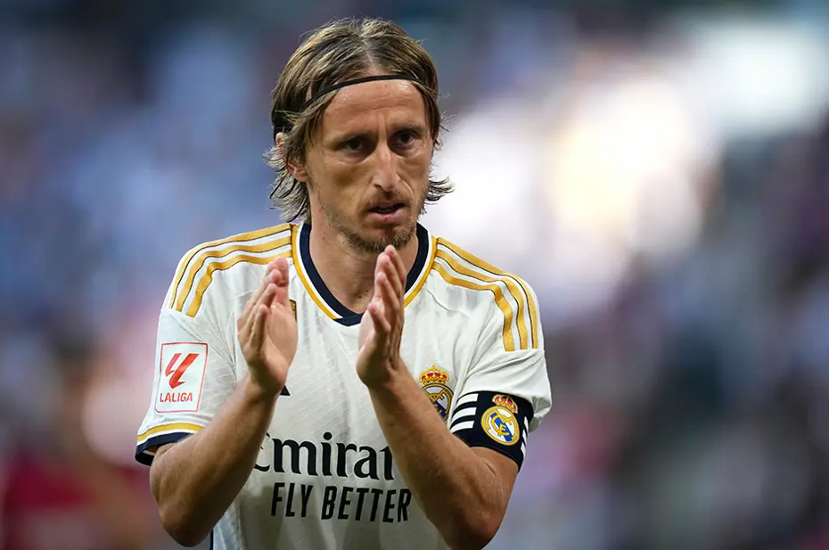Luka Modric imzayı attı: 2. Lig takımına ortak oldu - 4