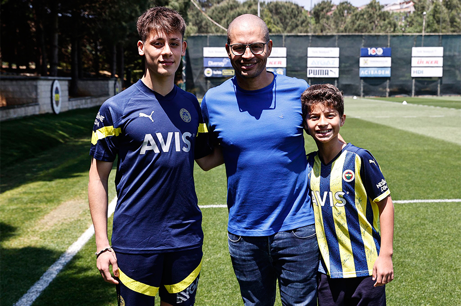 Alex'ten Fenerbahçe'ye ziyaret