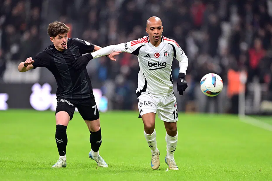Beşiktaş taraftarından Samsunspor maçında Joao Mario'ya tepki - 3