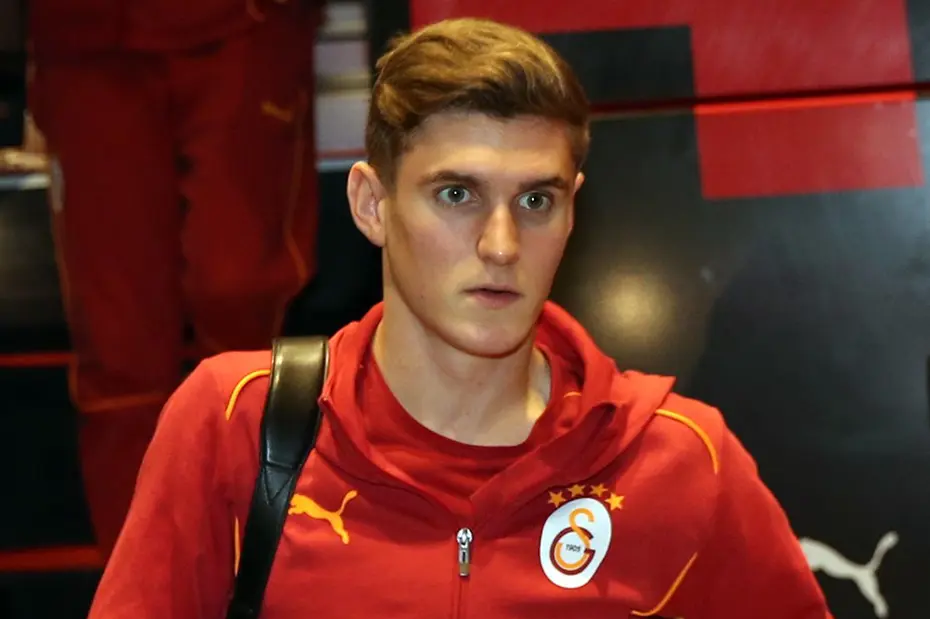 Okan Buruk kararından döndü, ayrılığa izin verdi: Bu kez de TFF'nin kuralı engel olabilir - 5