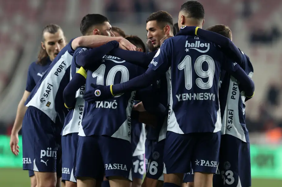 Fenerbahçe'yi derbi öncesi bekleyen büyük tehlike - 2 Fenerbahçe'yi derbi öncesi bekleyen büyük tehlike - 2