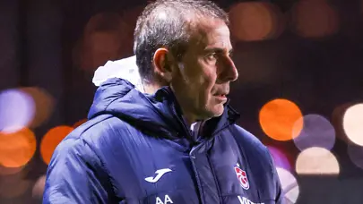 Trabzonspor'da devre arasında ayrılık: İstanbul ekipleriyle temasta