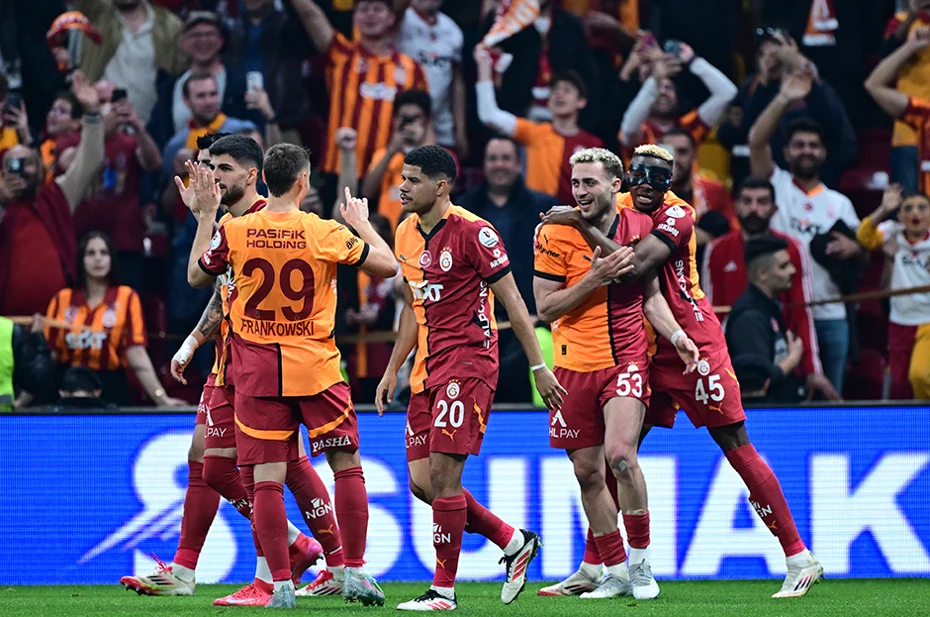 Galatasaray'ın milli futbolcuları ne yaptı? İşte 13 ismin karnesi - 1