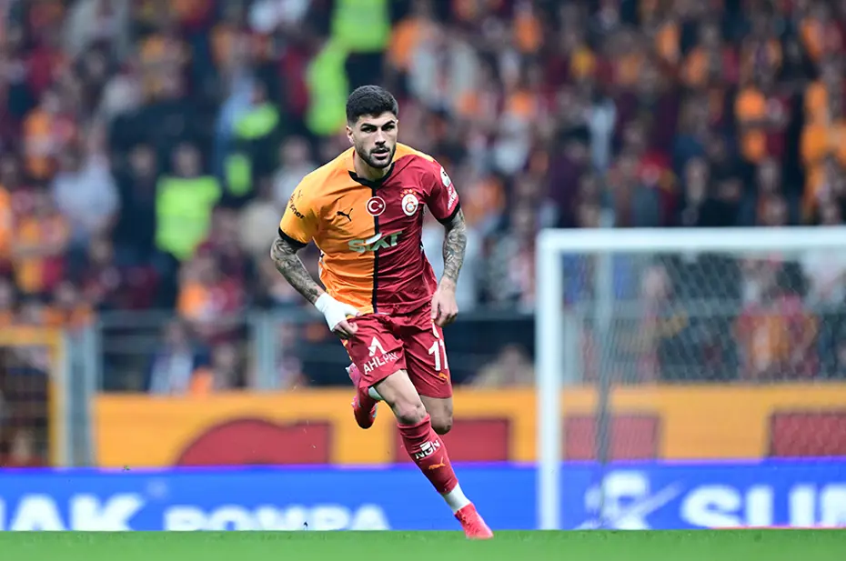 Galatasaray'ın milli futbolcuları ne yaptı? İşte 13 ismin karnesi - 11 Galatasaray'ın milli futbolcuları ne yaptı? İşte 13 ismin karnesi - 11