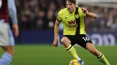 Sander Berge yeni takımına imzayı atıyor