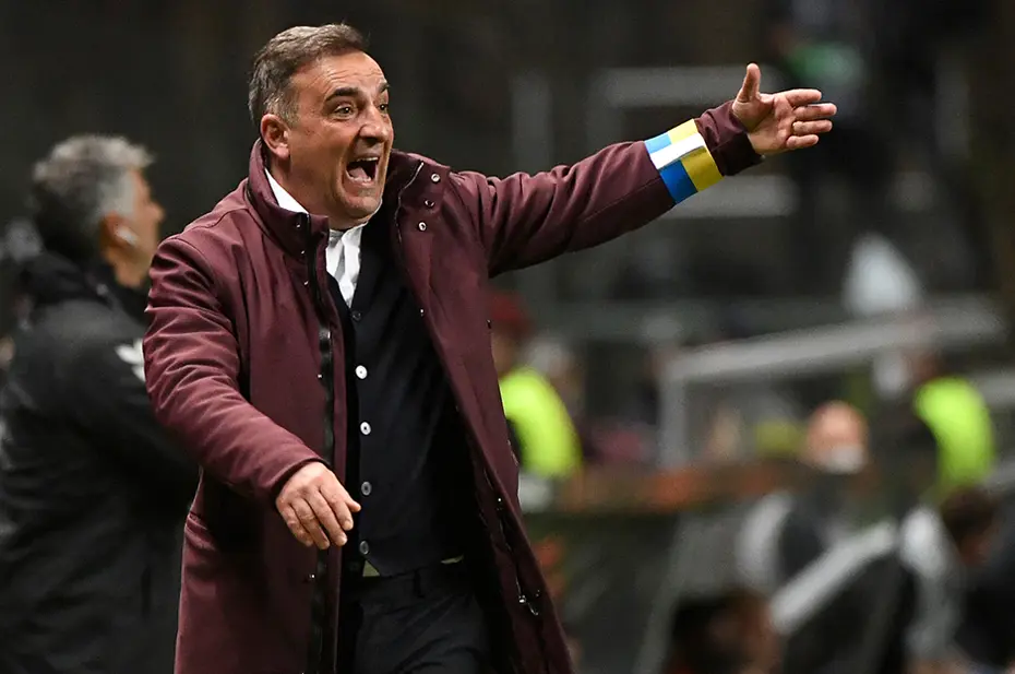 Fatih Terim'e Yunanistan'da tanıdık rakip: Derbiye çıkacaklar - 6