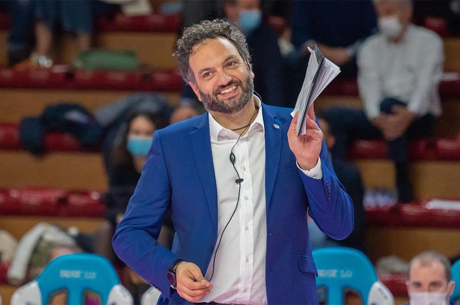 Fenerbahçe Opet'te Stefano Lavarini dönemi