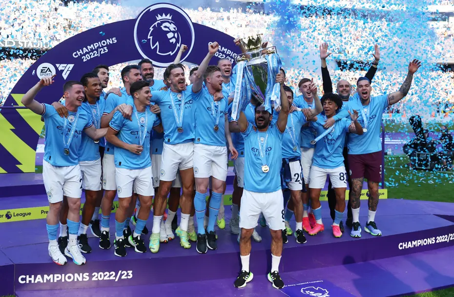 Manchester City kupasını aldı - 3