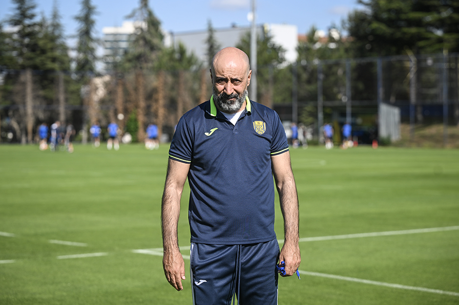 Tolunay Kafkas kalmasını istediği 5 futbolcuyu açıkladı