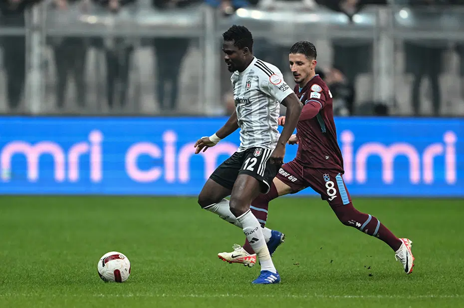Trabzonspor'dan ayrılan Enis Bardhi sürpriz transfere imza atıyor - 3