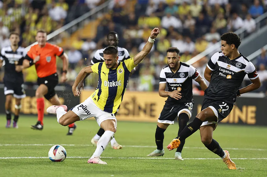 Fenerbahçe'nin galibiyeti Avrupa'da manşetlerde: "Dzeko, Mourinho'nun imdadına yetişti" - 11