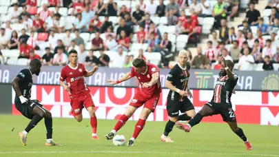Antalyaspor-Gaziantep FK maçından gol sesi çıkmadı