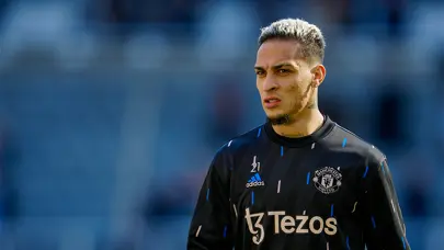 Manchester United'da Antony kararı: Erik ten Hag açıkladı