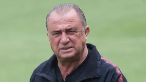 Fatih Terim, Galatasaray'ı tarihi gününde yalnız bırakmadı Fatih Terim, Galatasaray'ı tarihi gününde yalnız bırakmadı