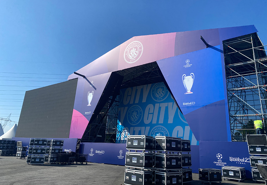 Şampiyonlar Ligi Finali öncesi Atatürk Olimpiyat Stadı çevresinde son çalışmalar