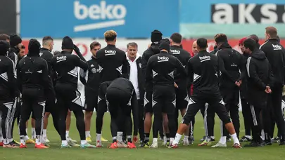 Beşiktaş'ta Şenol Güneş Antalyaspor karşısında ilk 11'ini arıyor