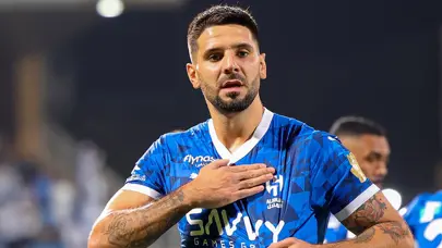 Aleksandar Mitrovic'in Fenerbahçe kararı belli oldu: Tadic ve Dzeko ile görüştü