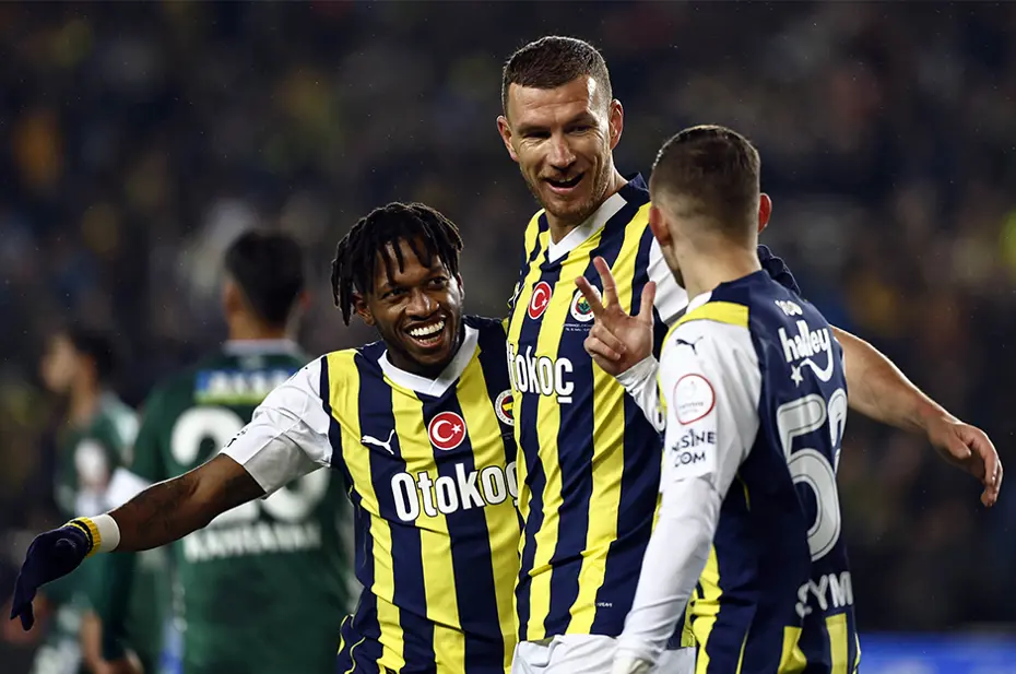 Fenerbahçe'de Union Saint Gilloise maçı için Fred kararı - 5 Fenerbahçe'de Union Saint Gilloise maçı için Fred kararı - 5