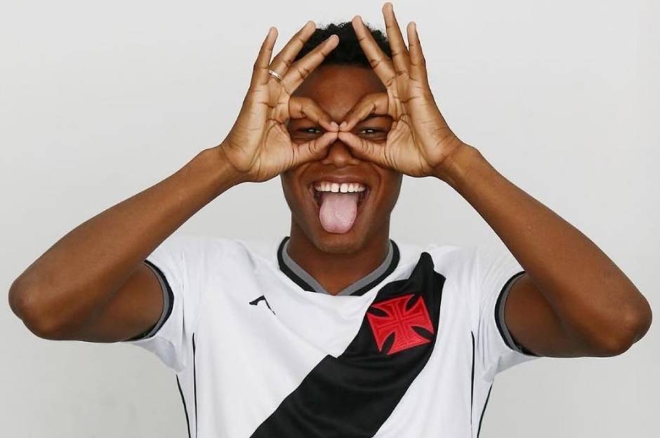 Gabriel Souza kimdir, kaç yaşında? Fenerbahçe’nin transfer gündemindeki Gabriel Souza hangi mevkide oynuyor, başarıları neler?