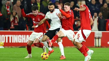 Lider Liverpool deplasmanda sezonun flaş ekibine takıldı