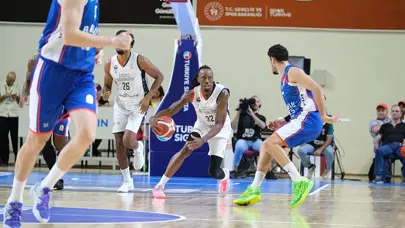 Anadolu Efes, ligde 2'de 2 yaptı