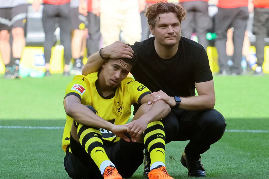 Adı Galatasaray'la anılıyordu, ağlayarak veda etti - 2 Adı Galatasaray'la anılıyordu, ağlayarak veda etti - 2