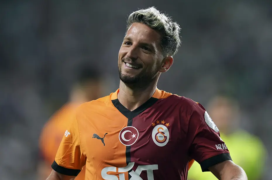 Galatasaray'da Mertens gelişmesi: Sakatlığı ciddi mi? - 4 Galatasaray'da Mertens gelişmesi: Sakatlığı ciddi mi? - 4