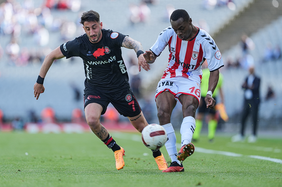 Karagümrük, Süper Lig'e galibiyetle veda etti