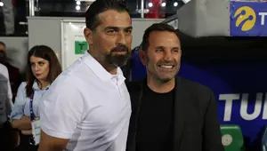 "Kadro kurarken baskı yaşıyor" | Spor yazarları Galatasaray için ne dedi? "Kadro kurarken baskı yaşıyor" | Spor yazarları Galatasaray için ne dedi?