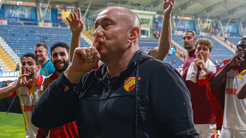 Takımdan memnun olmayan Stoilov'dan Romulo açıklaması