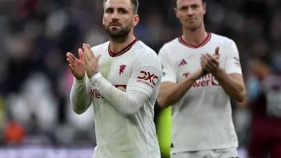 Manchester United'ın yıldızı sezonu kapadı