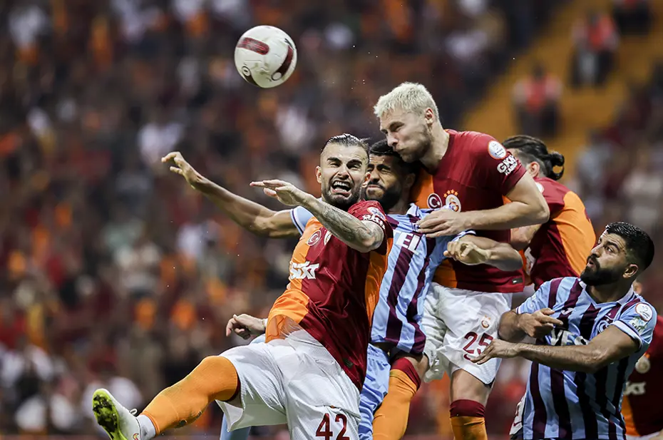 "Galatasaray 5-0-5 dizilen her takımı yener" | Spor yazarları Galatasaray - Trabzonspor maçı için ne dedi? - 2 "Galatasaray 5-0-5 dizilen her takımı yener" | Spor yazarları Galatasaray - Trabzonspor maçı için ne dedi? - 2