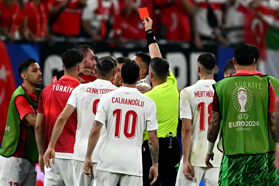 Fenerbahçe'yi Lille maçı için endişelendiren detay: Tüm futbolculara aynı isim için uyarı yapıldı - 3 Fenerbahçe'yi Lille maçı için endişelendiren detay: Tüm futbolculara aynı isim için uyarı yapıldı - 3