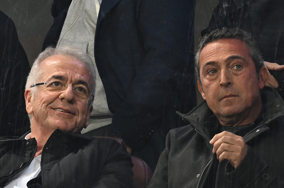 Erol Bilecik'ten Fenerbahçe taraftarına: "Bayrakları hazırlayın"