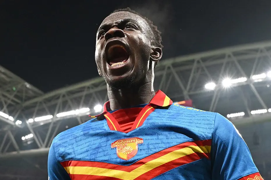 Göztepe'de Anthony Dennis'e 3,5 milyon euroluk teklif - 5