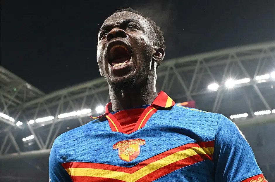 Göztepe'ye Anthony Dennis piyangosu