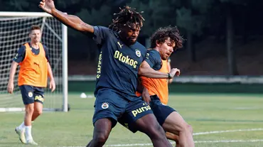 Fenerbahçe'de Allan Saint-Maximin antrenmana katılamadı