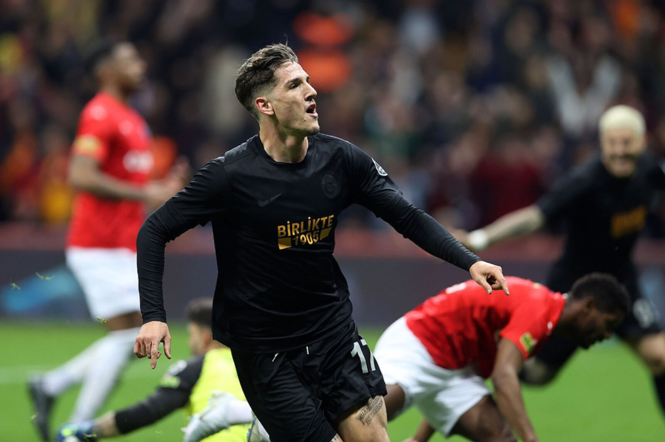 "Paolo Maldini'den Zaniolo'ya transfer sözü"