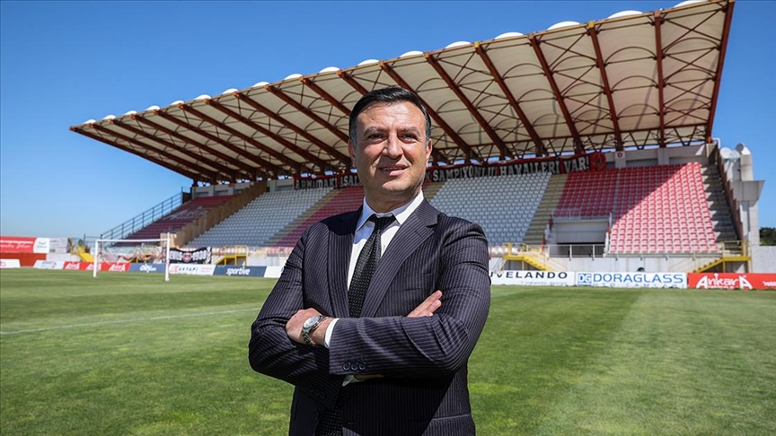 Ümraniyespor Başkanı, görevinden istifa etti