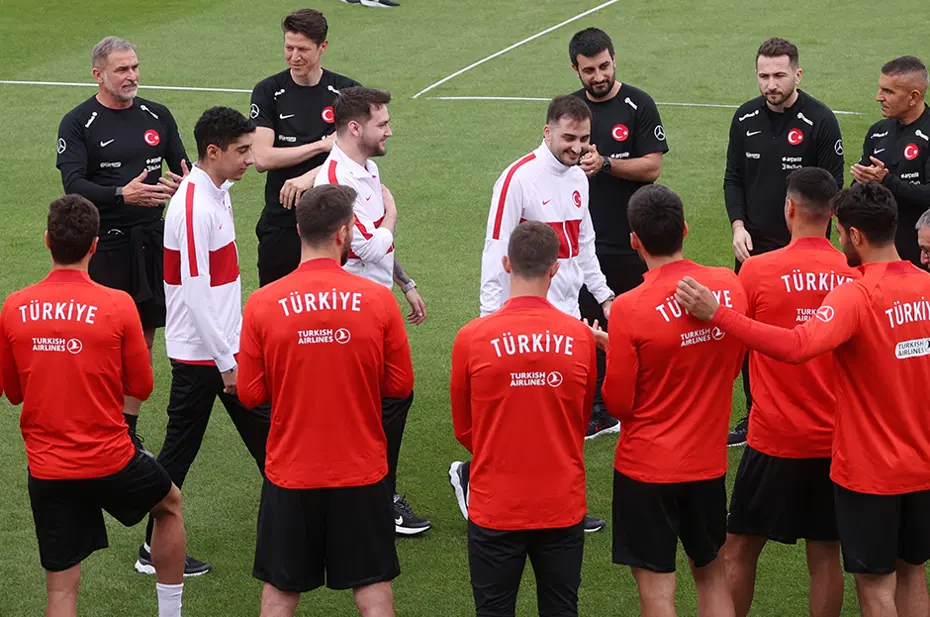 Bugün işbaşı yaptı! A Milli Takım'a yeni antrenör - 6