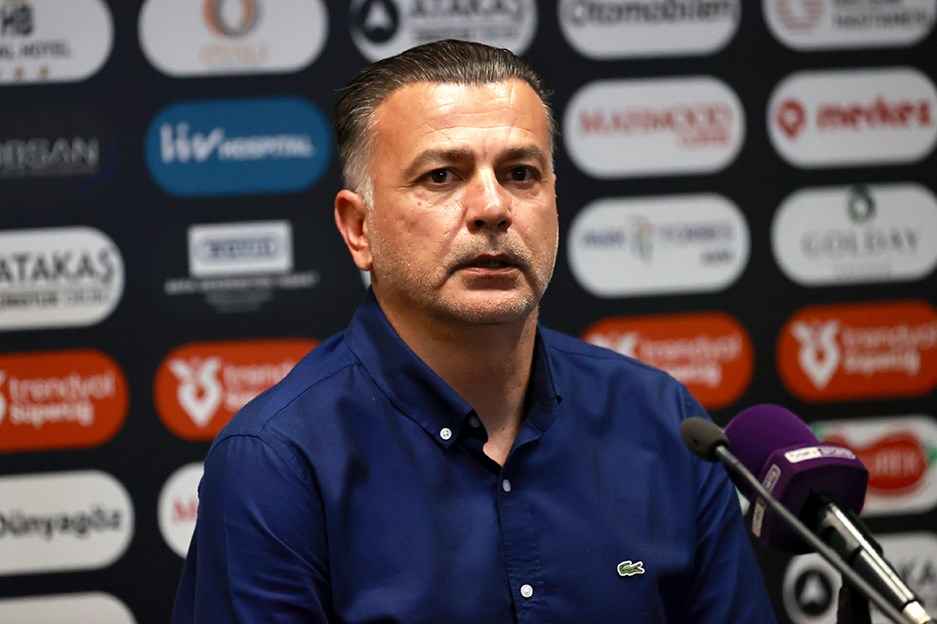 Murat Şahin'den Beşiktaş ve Sergen Yalçın'ın teknik ekibi için yanıt: Teklif iddiaları üzerine konuştu 