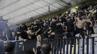 SON DAKİKA | Maribor-Fenerbahçe maçında kavga çıktı, karşılaşma 32 dakika durdu